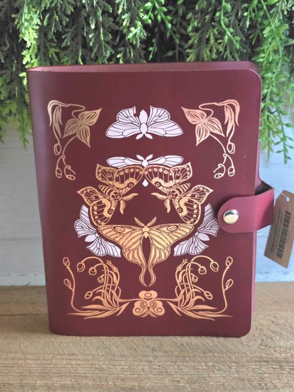 New Fairyloot The Crimson Moth by Kristen Ciccarelli Pin Book Organizer Binder